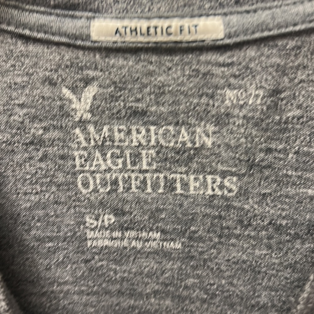 American Eagle outfitters S small men athletic fit tee gray 100% cotton - Picture 3 of 3
